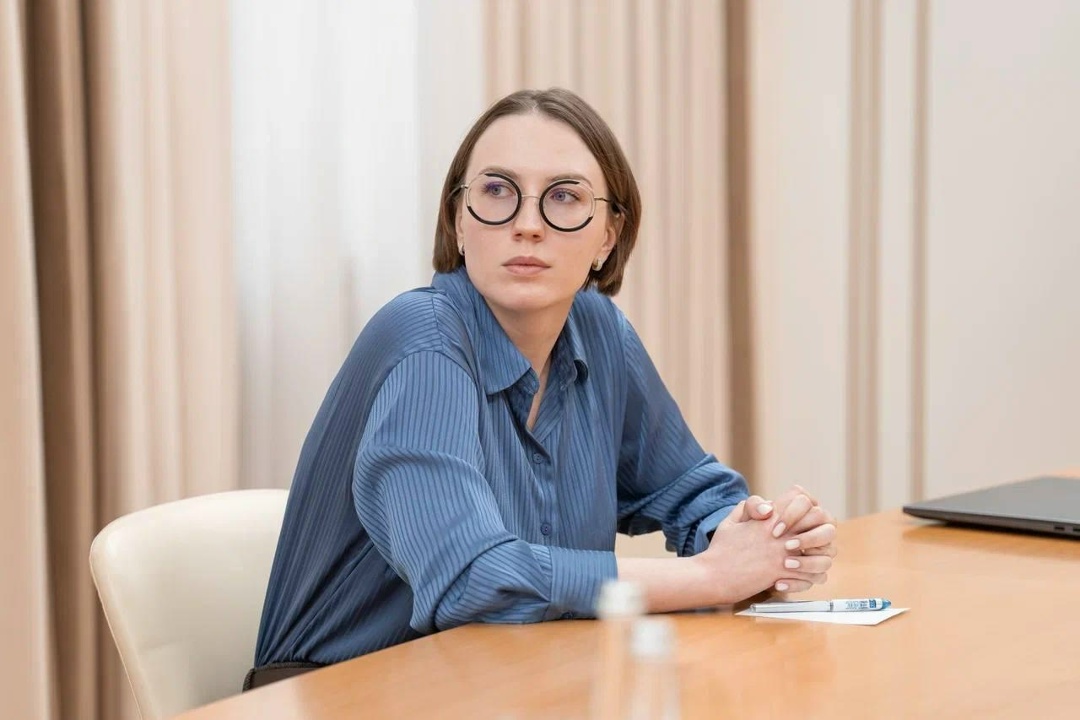 Участники V Конгресса молодых ученых рассказали Валерию Фалькову о вкладе своих разработок в достижение национальных целей России.