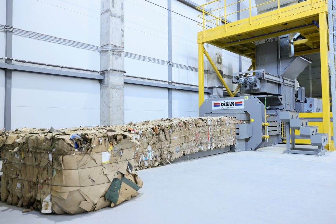 Дмитрий Патрушев осмотрел новые объекты обращения с твердыми коммунальными отходами в Республике Крым.