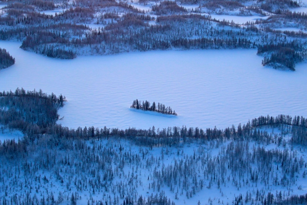Первое солнце Тундры Нефтяникам удалось поймать первое солнце после 45-дневной полярной ночи. Над горизонтом снова появились долгожданные лучи.