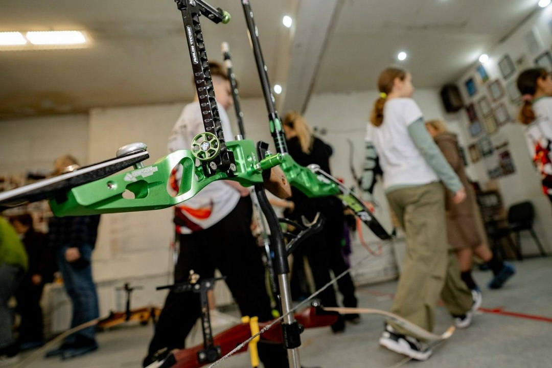 По следам Перы-богатыря ЛУКОЙЛ поддержал соревнования Федерации стрельбы из лука в Республике Коми.