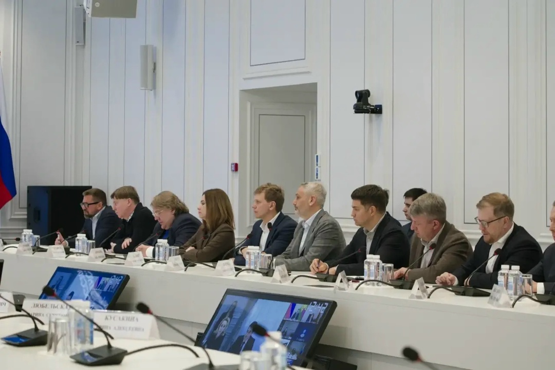 В Минстрое России рассмотрели текущую ситуацию в жилищном строительстве