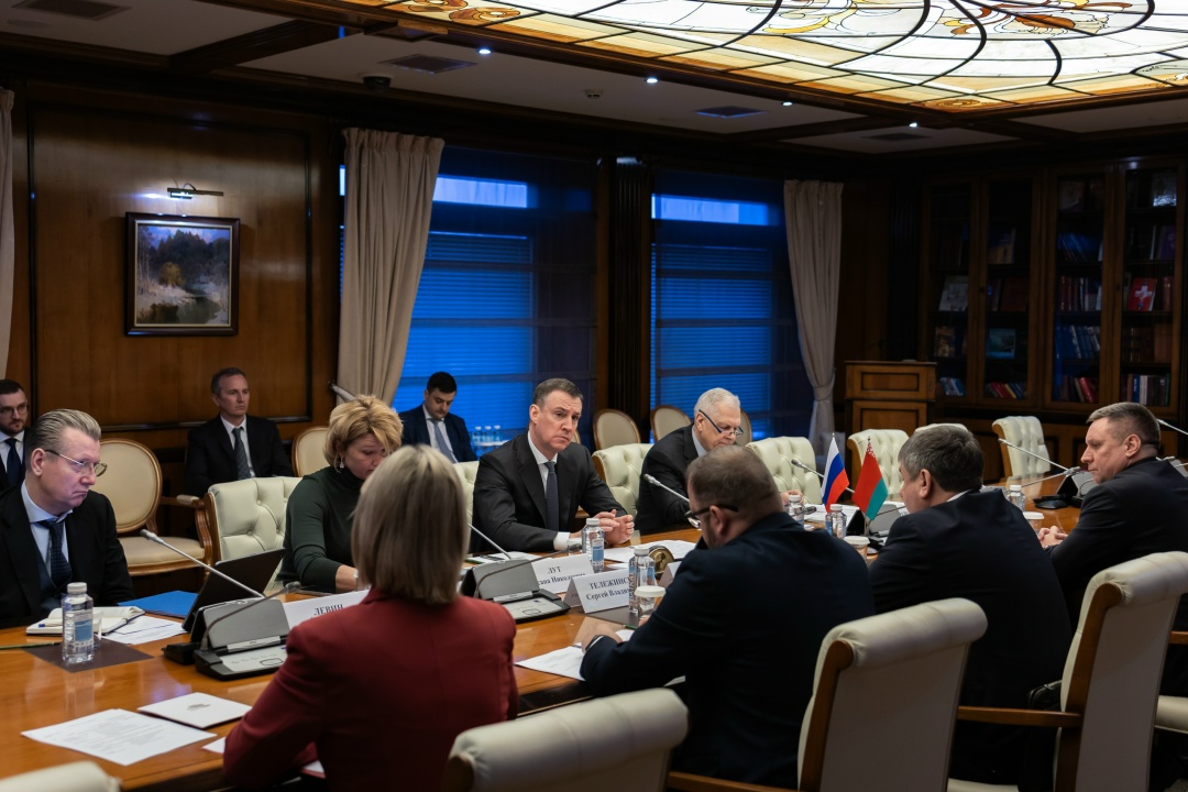 Вице-премьер Дмитрий Патрушев встретился с вице-премьером Республики Белоруссия Юрием Шулейко.