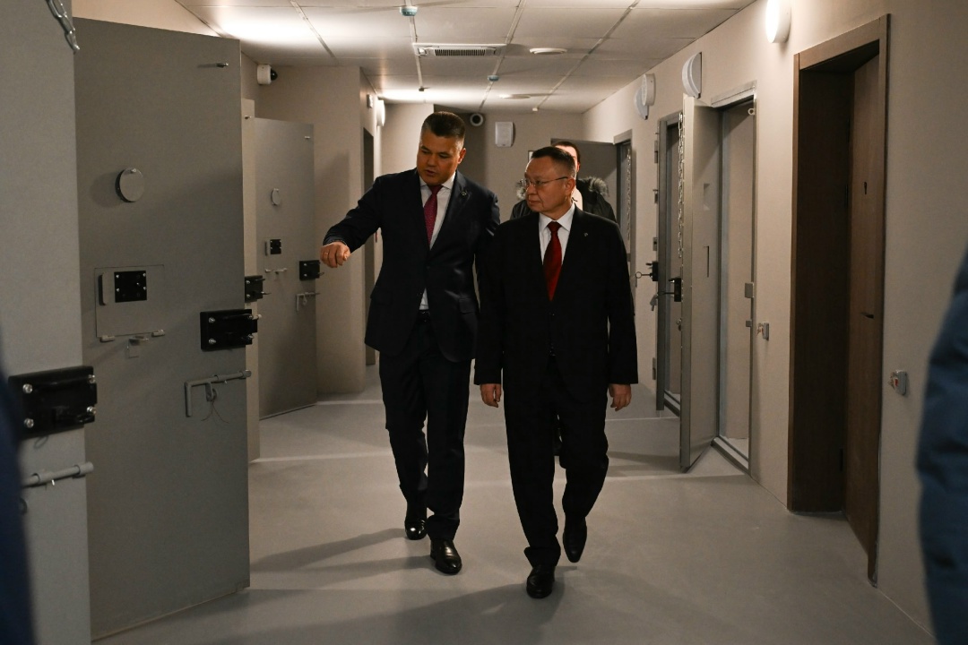 Министр строительства и ЖКХ РФ Ирек Файзуллин в рамках поездки в Республику Татарстан осмотрел инфраструктурные объекты