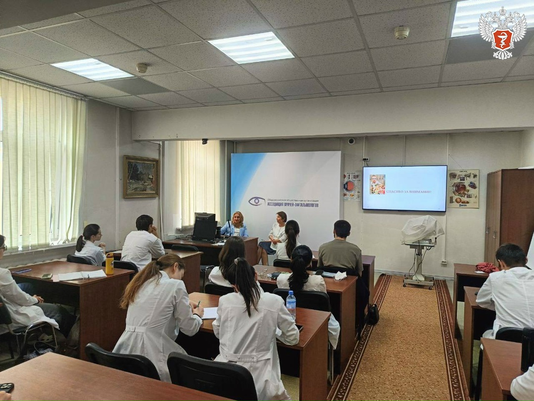 Более 3,4 тыс. телемедицинских консультаций провели специалисты НМИЦ глазных болезней им. Гельмгольца Минздрава России в 2025 году