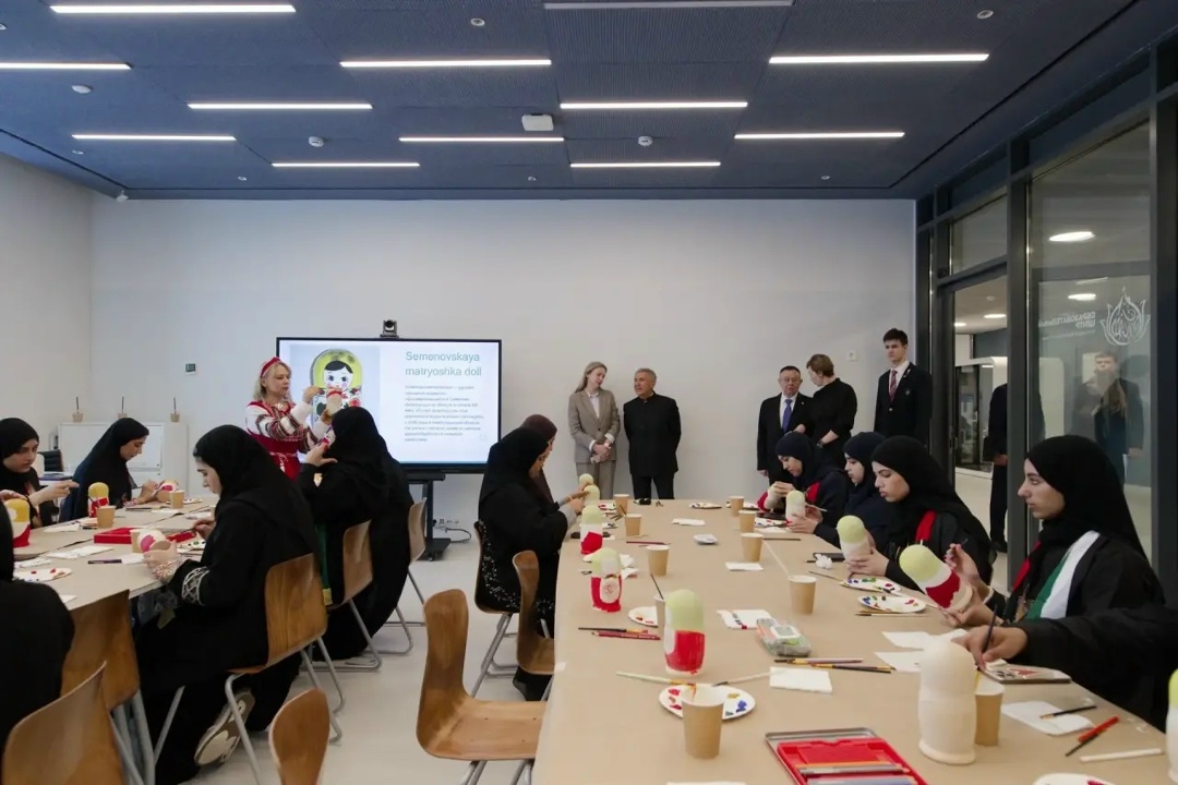 Глава Минстроя России Ирек Файзуллин совместно с губернатором Московской области Андреем Воробьевым и Раисом Республики Татарстан Рустамом Миннихановым посетил…