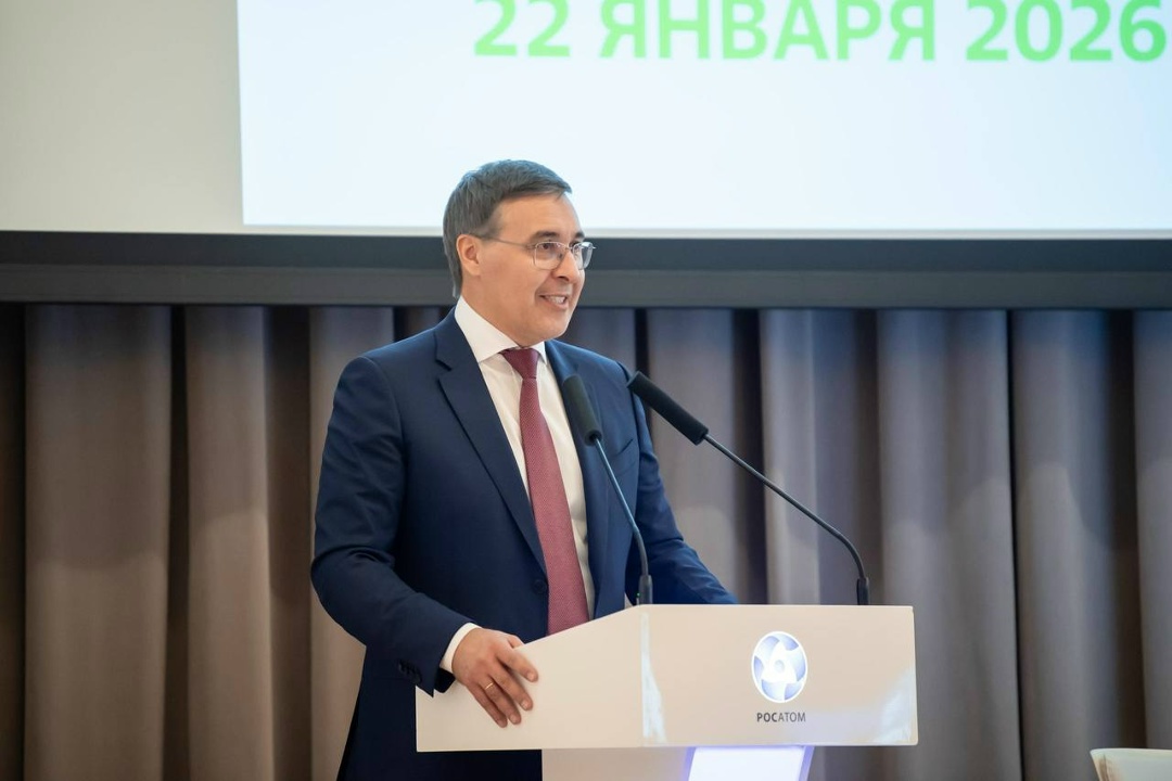 Дмитрий Чернышенко и Валерий Фальков поприветствовали участников стратсессии по развитию Национального центра физики и математики.