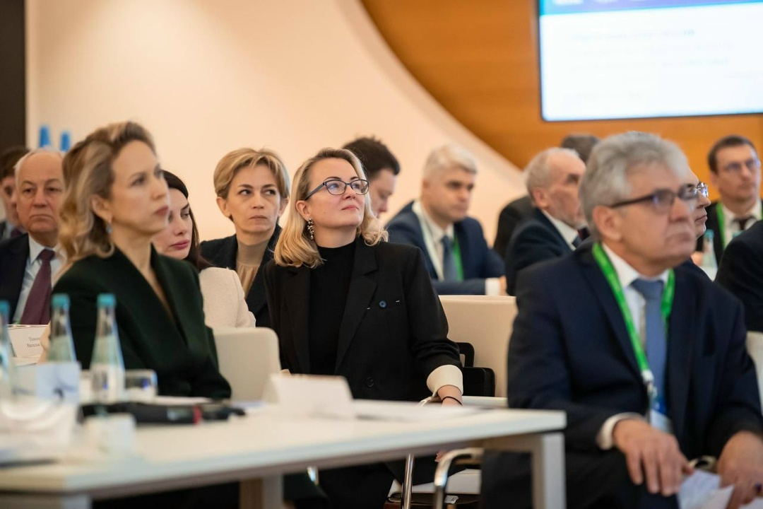 Дмитрий Чернышенко и Валерий Фальков поприветствовали участников стратсессии по развитию Национального центра физики и математики.