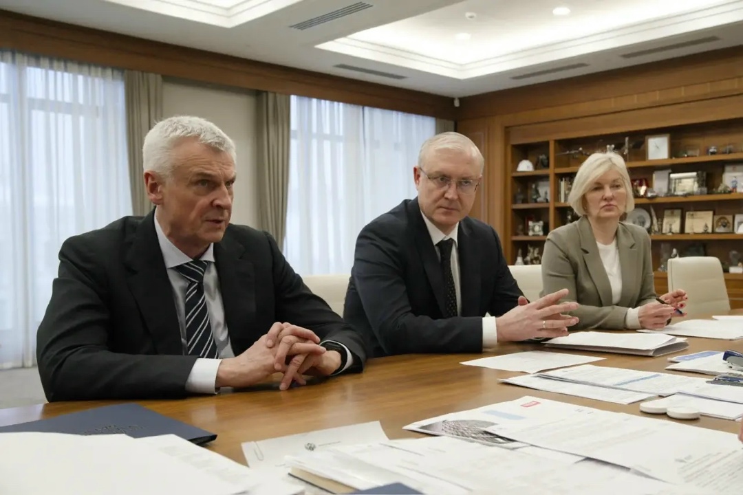 В Минстрое России обсудили вопросы комплексного развития территорий и инфраструктурного строительства в Магаданской области