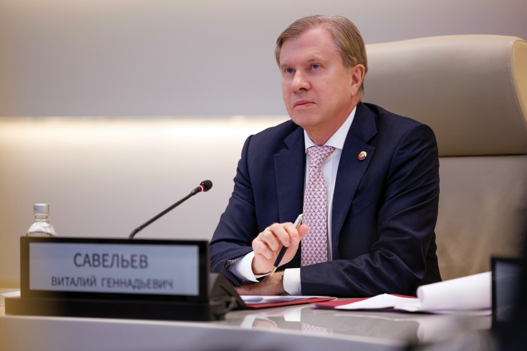 Виталий Савельев провел заседание правкомиссии по ликвидации последствий чрезвычайной ситуации в Керченском проливе.