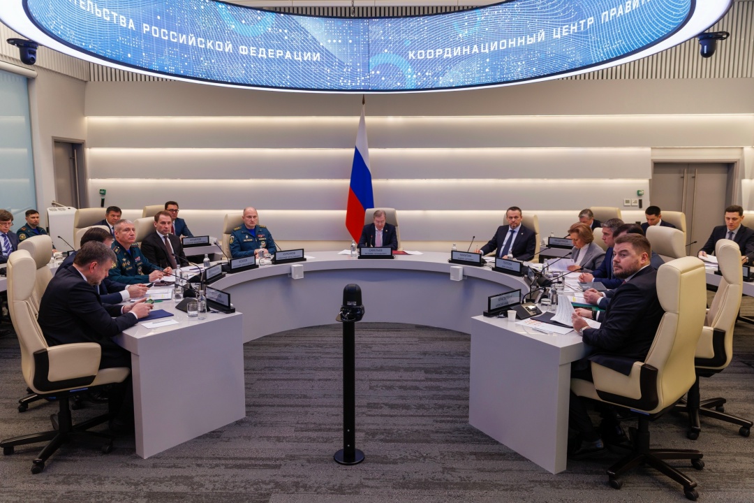 Виталий Савельев провел заседание правкомиссии по ликвидации последствий чрезвычайной ситуации в Керченском проливе.