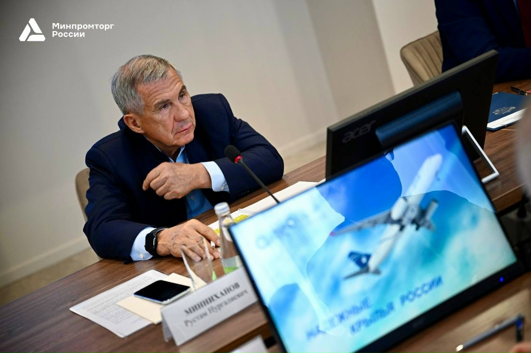 Антон Алиханов и Максим Решетников провели совещание координационного штаба по повышению производительности труда