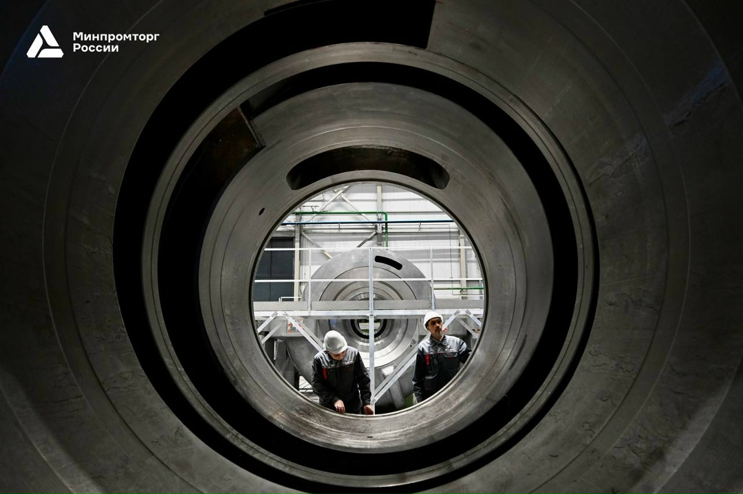 Антон Алиханов посетил строящийся сборочно-испытательный комплексе АО «Казанькомпрессормаш»