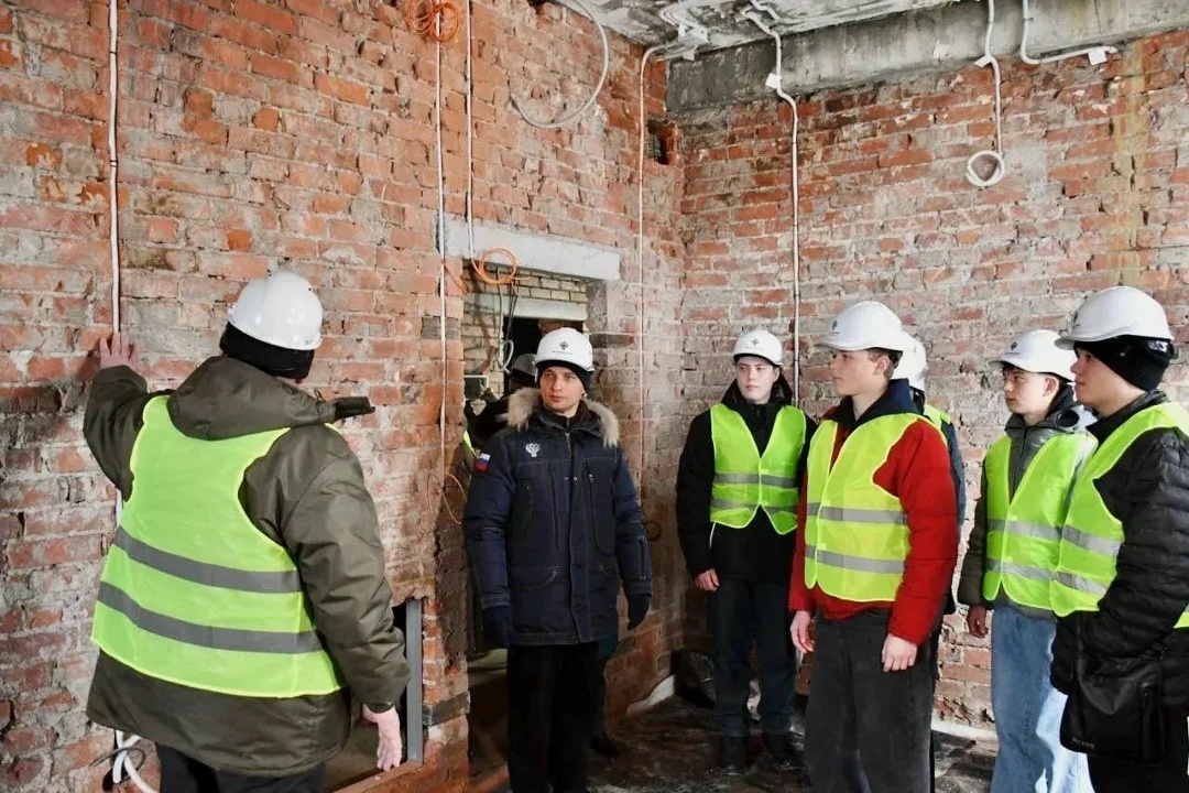 Экскурсия на стройплощадку для студентов-целевиков кластера «Строительная отрасль» в Донецкой Народной Республике