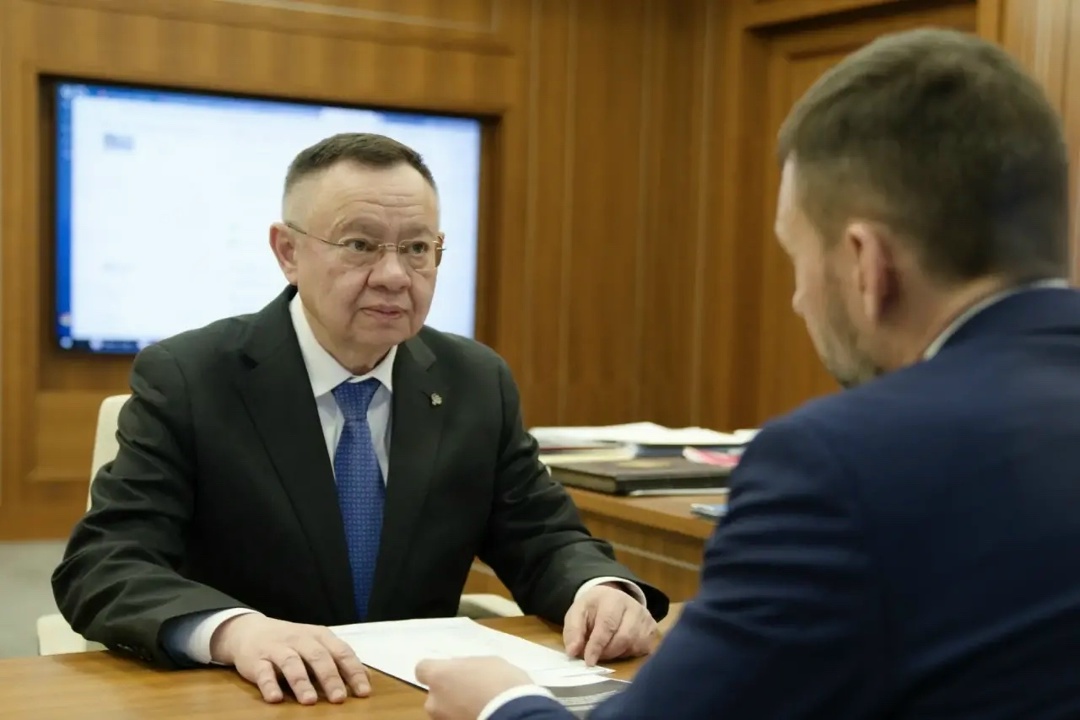 Глава Минстроя России Ирек Файзуллин провел рабочую встречу с Главой ДНР Денисом Пушилиным