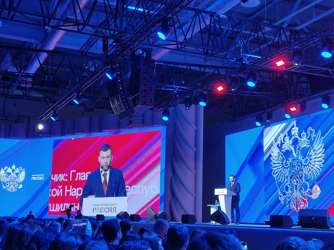 "Государственный служащий несёт служение. Его долг — делать всё зависящее от себя, и делать это немедленно, не во имя инструкции".