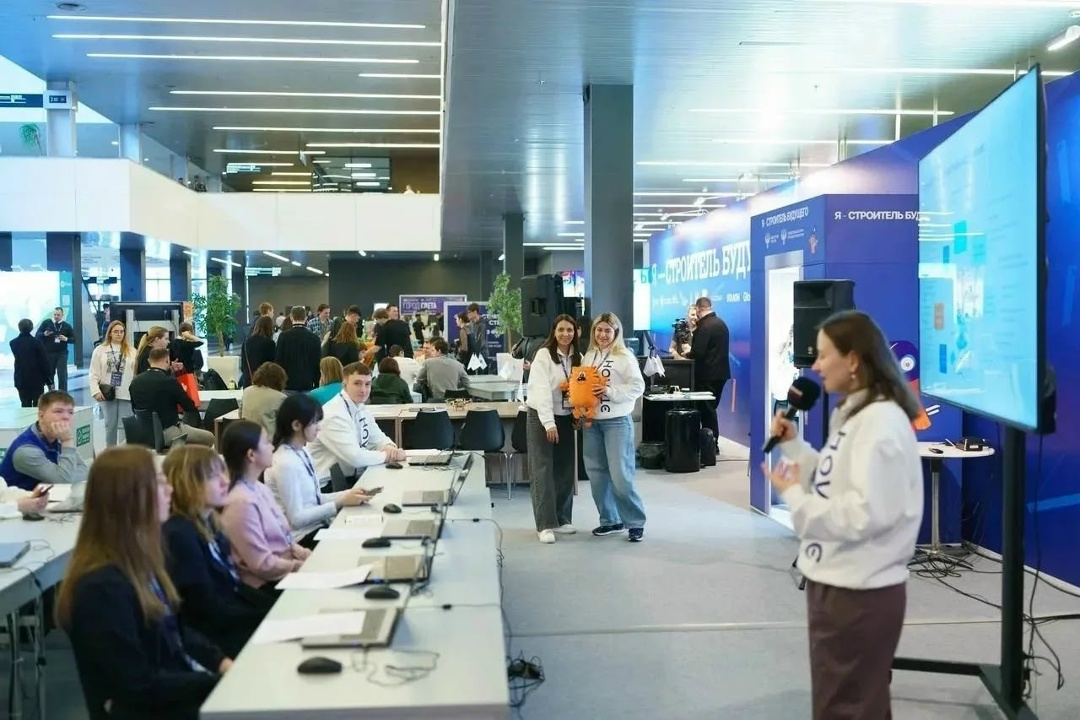 В преддверии Дня российского студенчества Минстрой России совместно с Общественным советом напоминает о проекте «Цифровое ГТО» на платформе «Я-строитель…