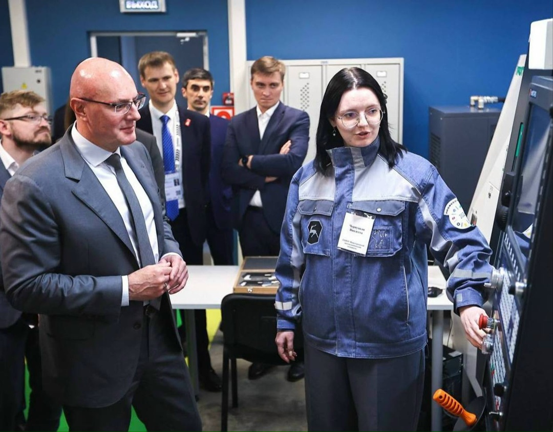 Дмитрий Чернышенко поздравил студентов с Татьяниным днем.