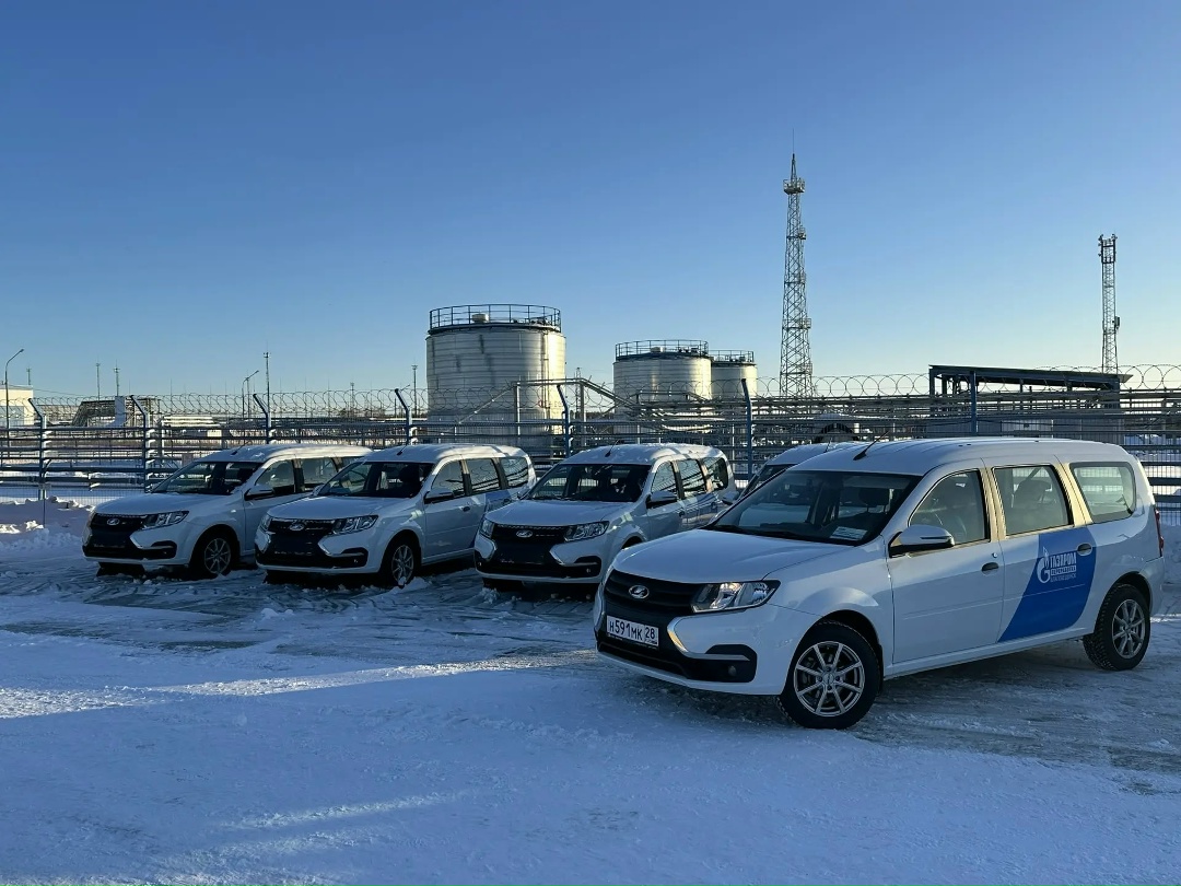 ПОПОЛНЕНИЕ АВТОПАРКА Автопарк ООО «Газпром переработка Благовещенск» пополнился новой отечественной техникой