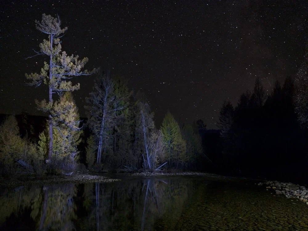 Страна глазами нефтяника За 15 лет — 9 фотовыставок, посвящённых красоте российских просторов. Такой творческий путь прошёл наш коллега из Урая — Антон Петров.