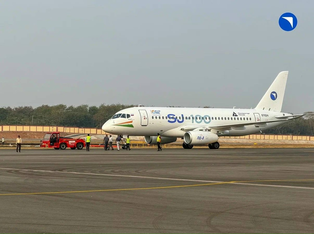 Новые Ил-114-300 и импортозамещенный «Суперджет» прилетели на выставку в Индию