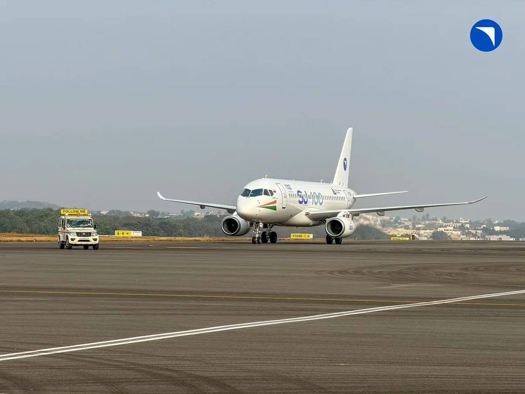 Новые Ил-114-300 и импортозамещенный «Суперджет» прилетели на выставку в Индию