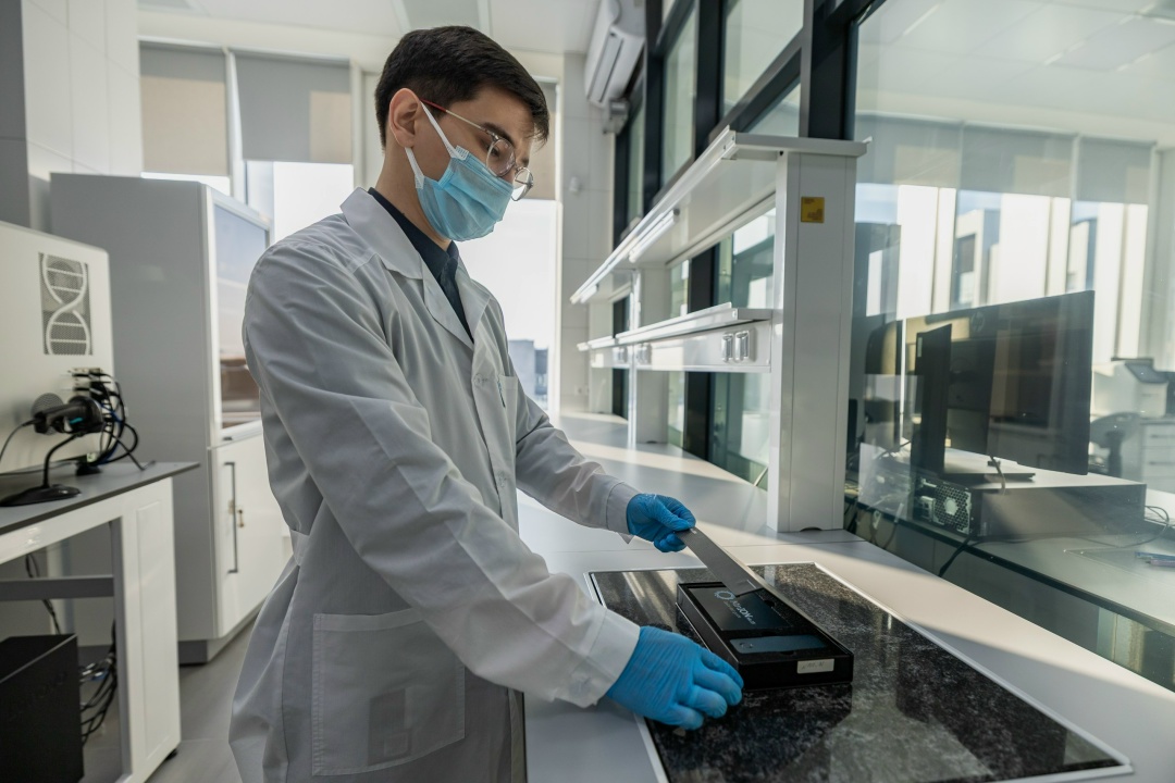 Новую рабочую неделю начинаем вместе со старшим научным сотрудником НПО «Татнефть-Биотех» Романом Аянкой. Наш герой родом с Дальнего Востока и является…