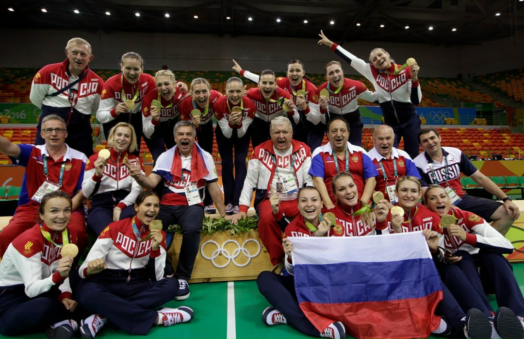 Было дело 10 лет назад В январе соцсети захватил тренд под названием «2026 — это новый 2016». Его суть — показать себя десять лет назад