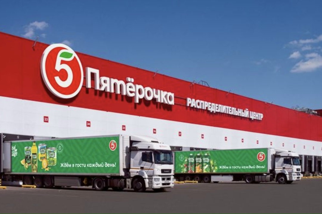 X5 (торговые сети «Пятерочка», «Перекресток» и «Чижик») в прошлом году начала работать с 1476 новыми поставщиками, из которых 1044 — российские. Среди новых…
