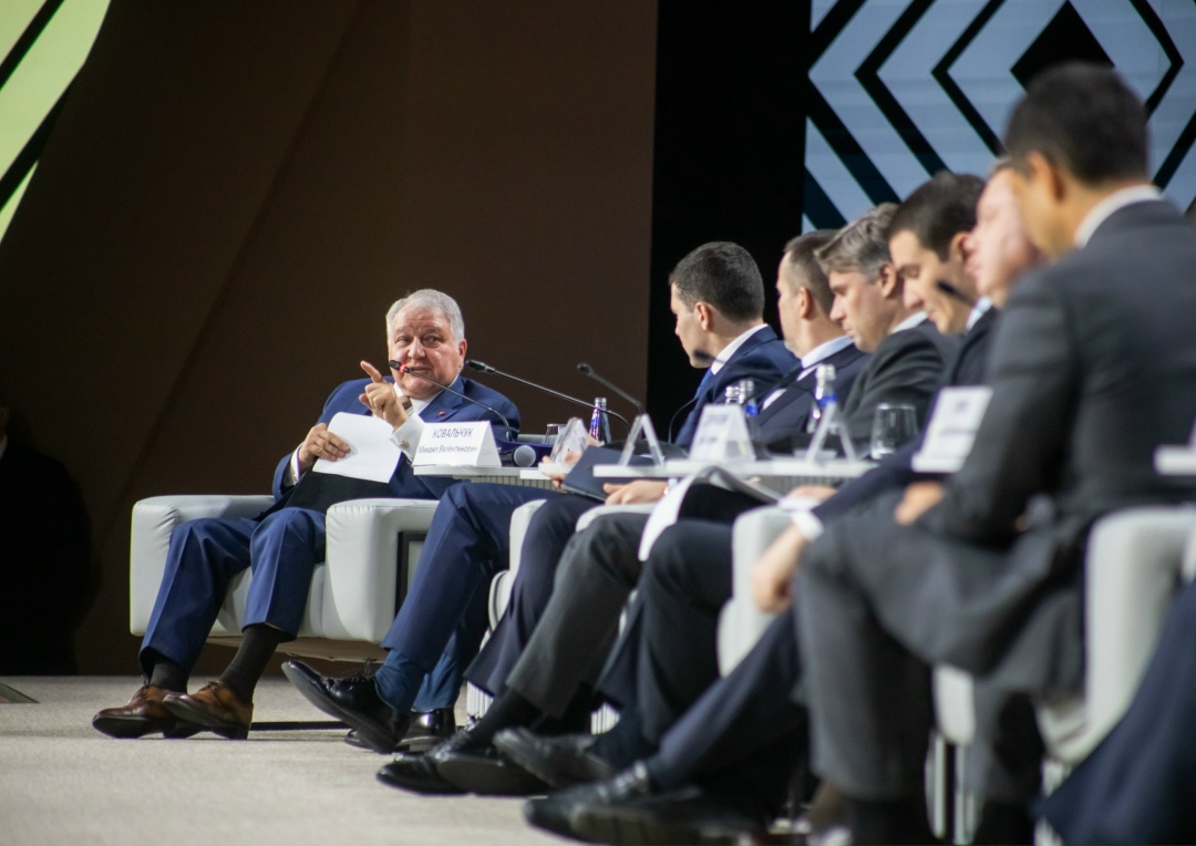 Транспортная отрасль должна стать квалифицированным заказчиком научных разработок.