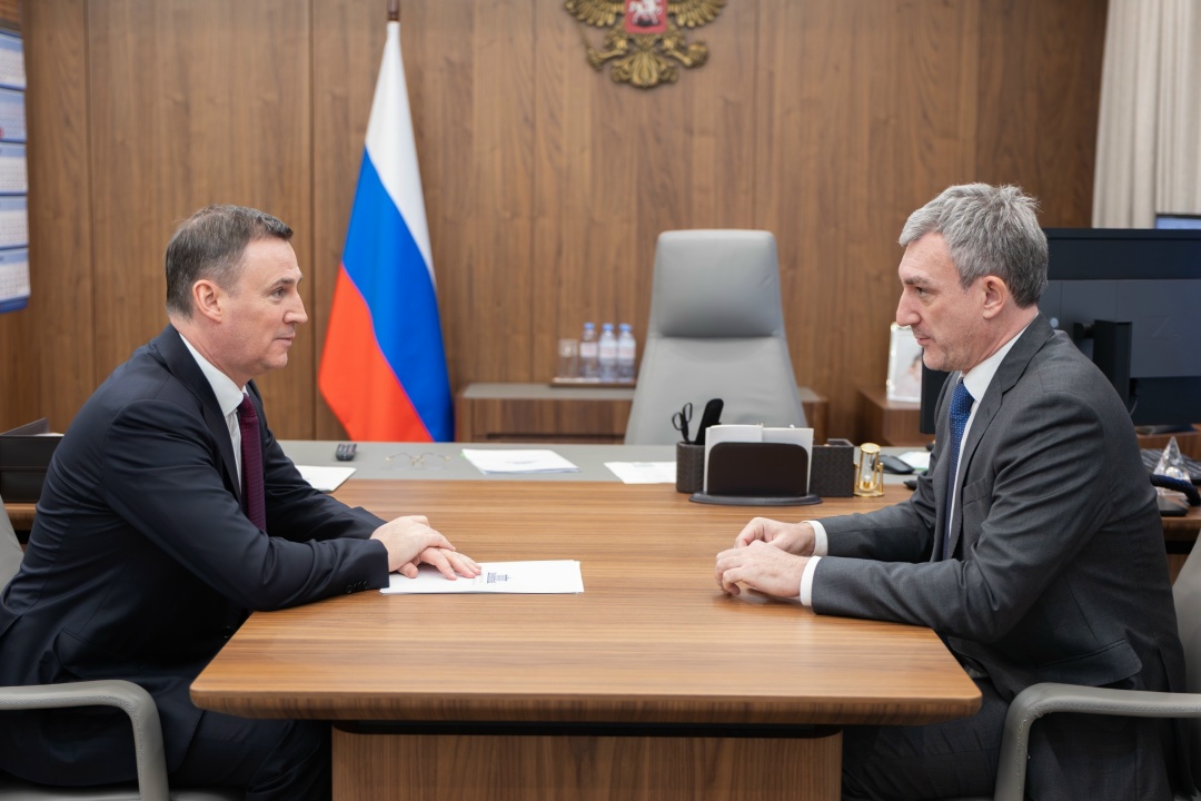 Дмитрий Патрушев и Василий Орлов обсудили развитие сельского хозяйства и вопросы экологии Амурской области.