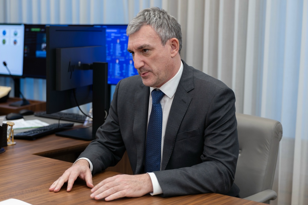 Дмитрий Патрушев и Василий Орлов обсудили развитие сельского хозяйства и вопросы экологии Амурской области.