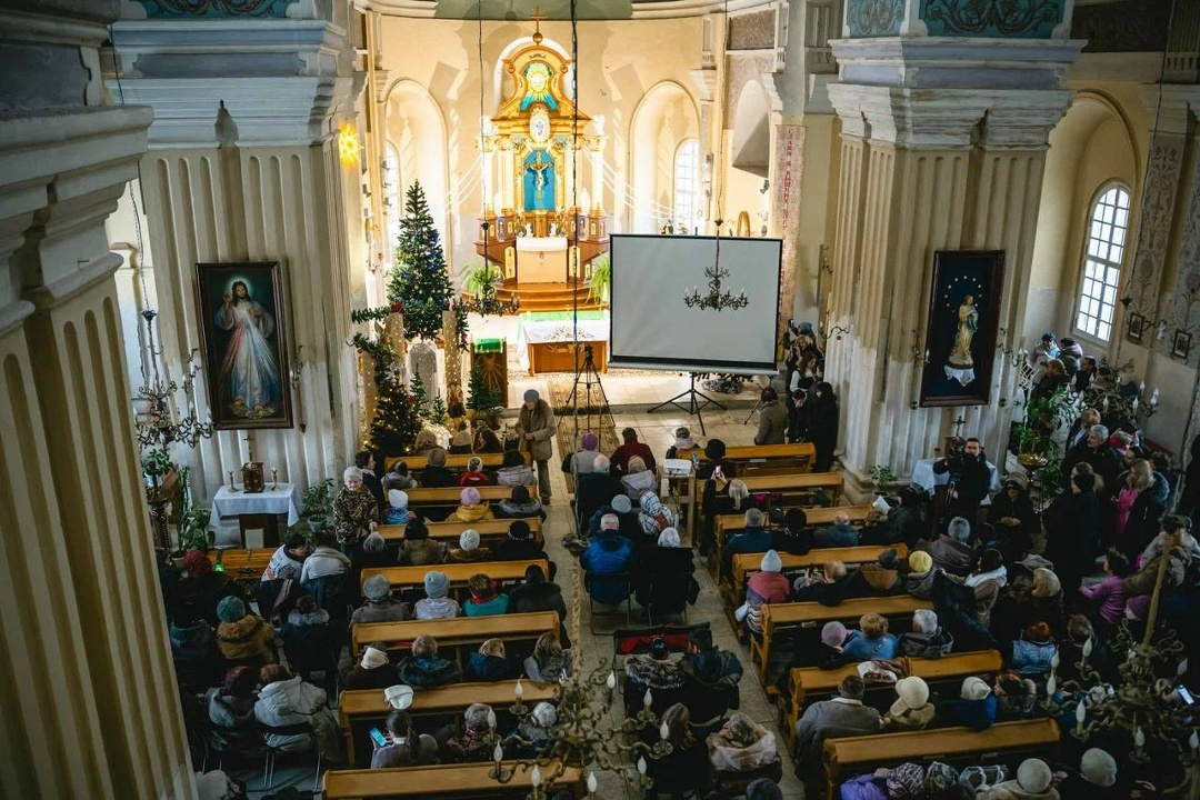 Зимний вечер в Астрахани При поддержке ЛУКОЙЛа для жителей и гостей региона организован концерт органной музыки в Римско-католическом храме