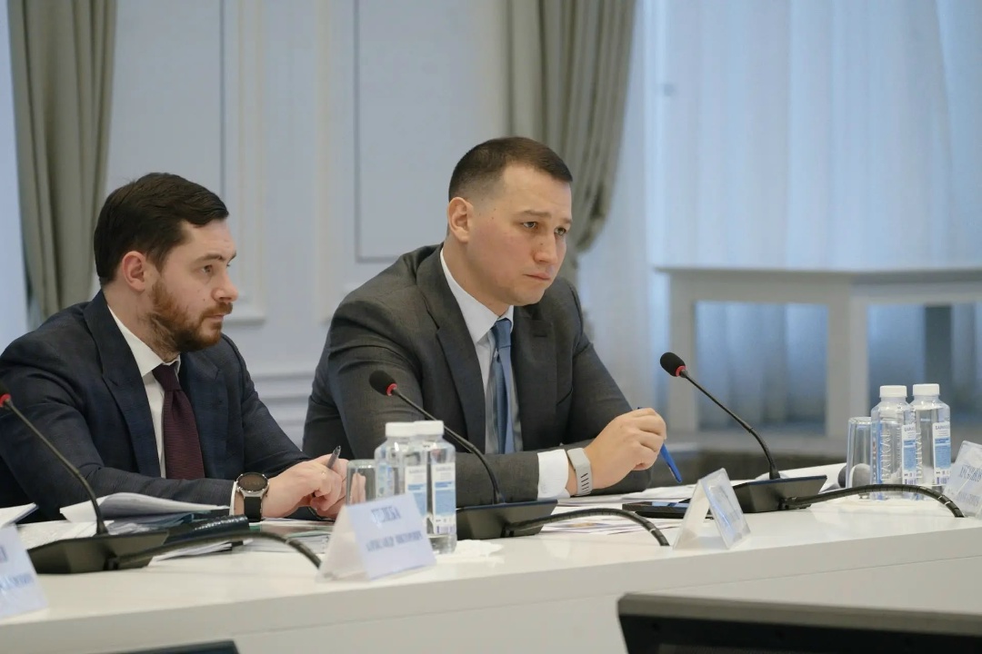 В Минстрое России под председательством Министра строительства и ЖКХ РФ Ирека Файзуллина состоялось заседание Межведомственного совета по сокращению количества…