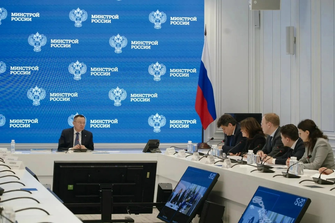 В Минстрое России под председательством Министра строительства и ЖКХ РФ Ирека Файзуллина состоялось заседание Межведомственного совета по сокращению количества…