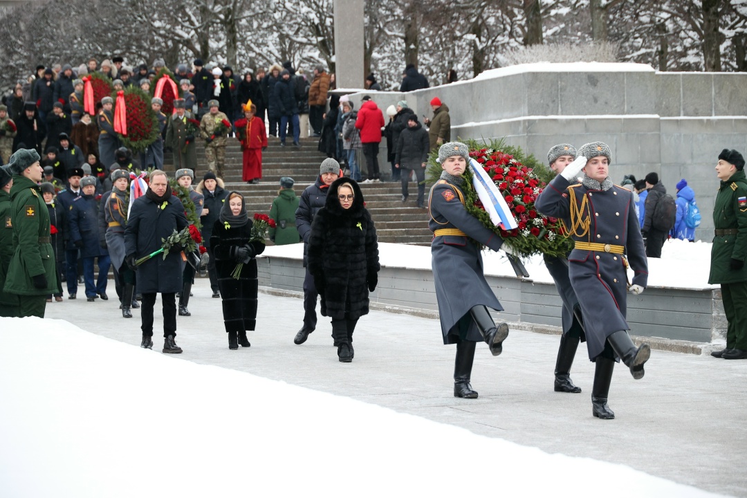 Валентина Матвиенко: Совет Федерации направит обращение, приуроченное к 85-летию начала блокады Ленинграда, в зарубежные парламенты