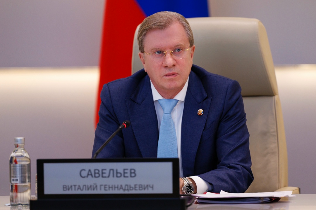 Виталий Савельев провел заседание правкомиссии по ликвидации последствий чрезвычайной ситуации в Керченском проливе.