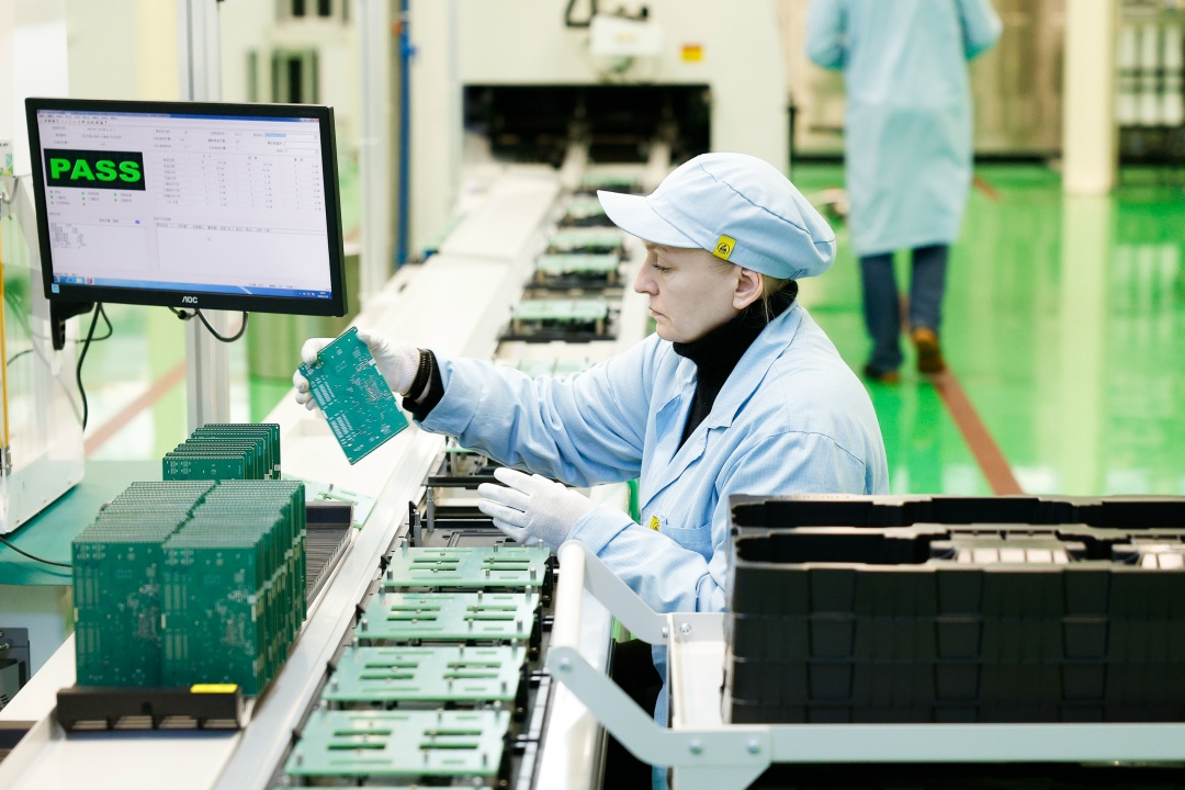 Группа компаний «Автотор» ввела в эксплуатацию первую очередь промышленного кластера по производству автокомпонентов и электромобилей в Калининграде.