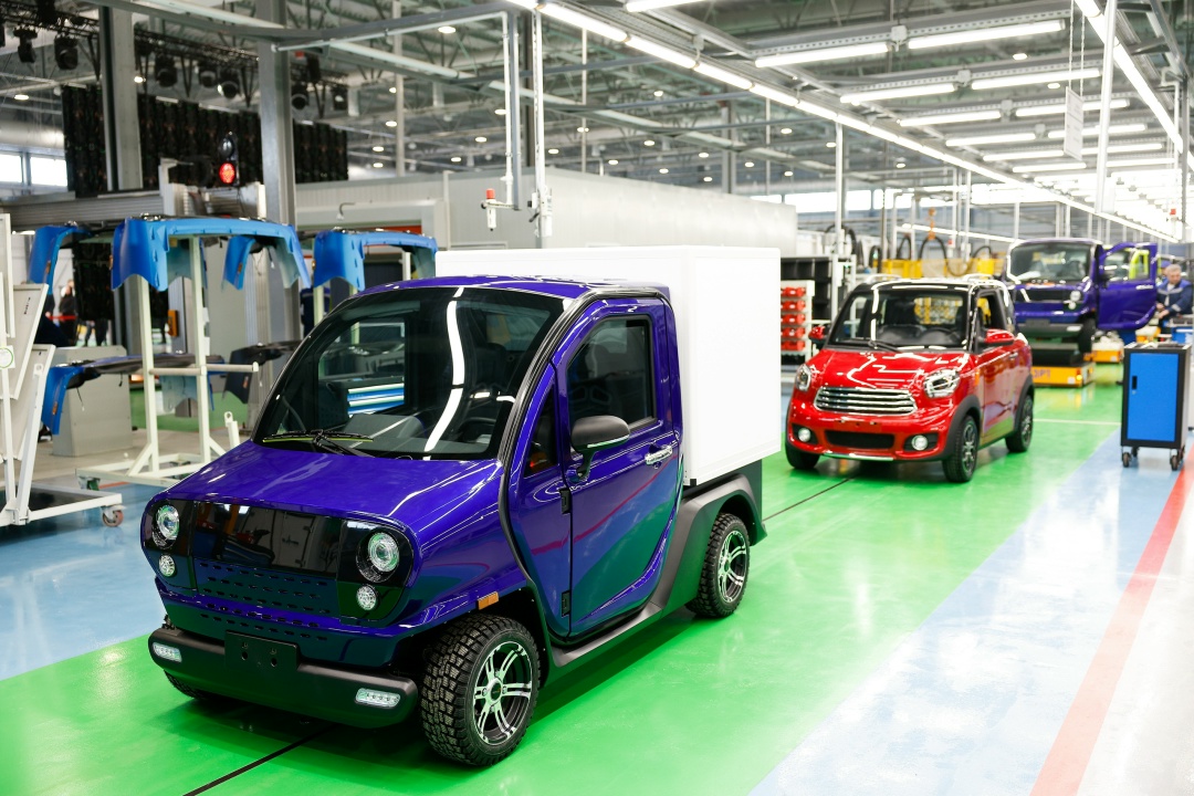 Группа компаний «Автотор» ввела в эксплуатацию первую очередь промышленного кластера по производству автокомпонентов и электромобилей в Калининграде.