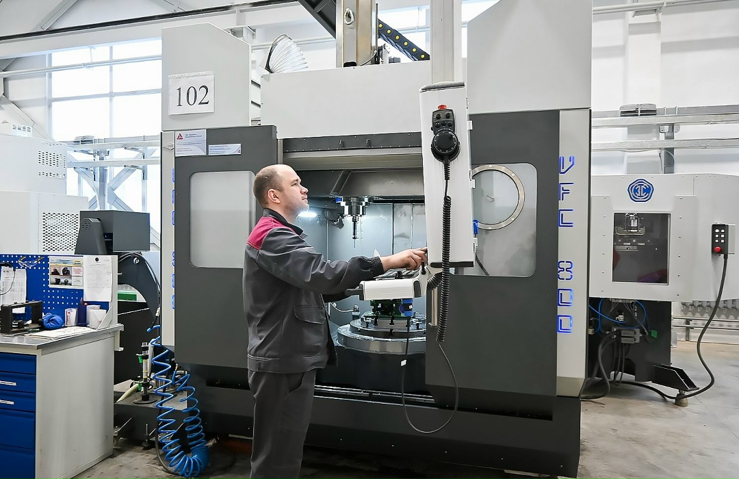 Для изготовления агрегатов двигателей ПД-8 и ПД-14 на предприятии Ростеха внедрили новое оборудование