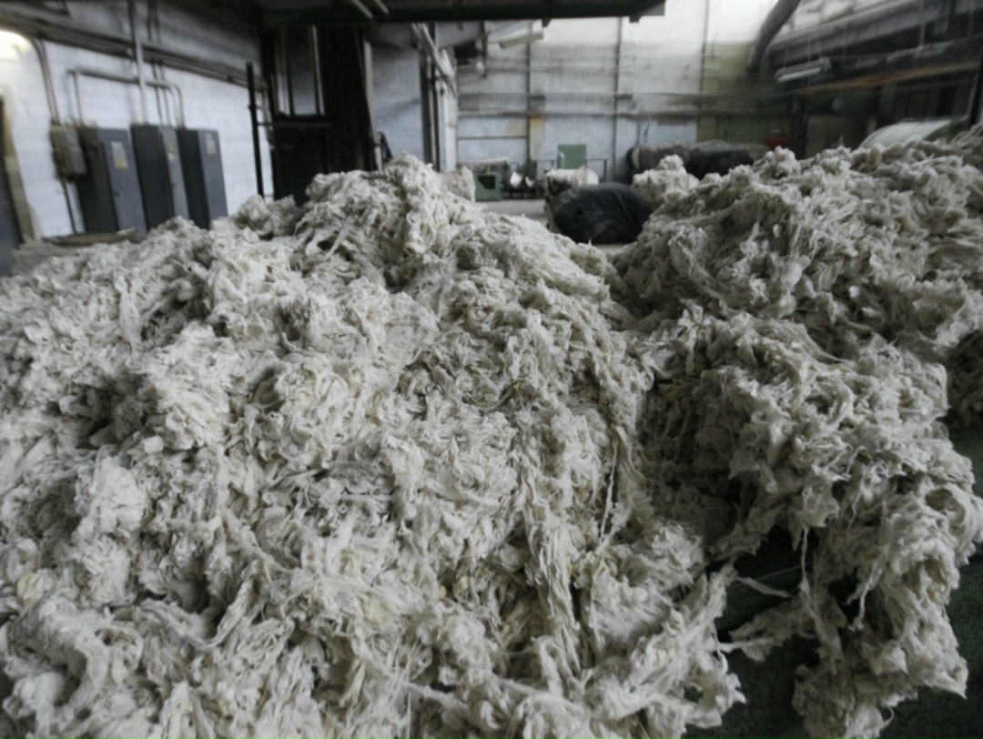 Минпромторг и Минсельхоз предлагают запустить биржевую торговлю шерстью для формирования более прозрачного рынка и индикативной цены, а также консолидированных…