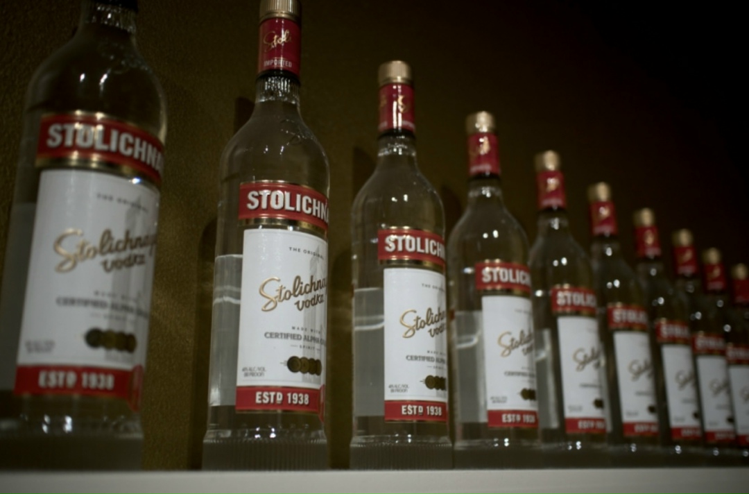 Китай уступил Израилю место в пятерке основных импортеров российской водки, пишет РБК со ссылкой на федеральный центр «Агроэкспорт». Лидером по закупкам…