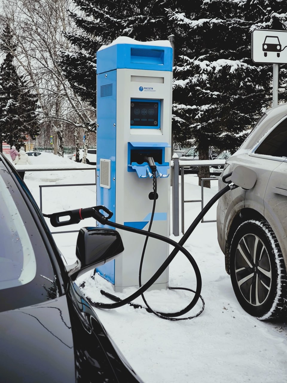 Ростех запустил в серию отечественные «зарядки» для электромобилей с выносливостью до -40 °C