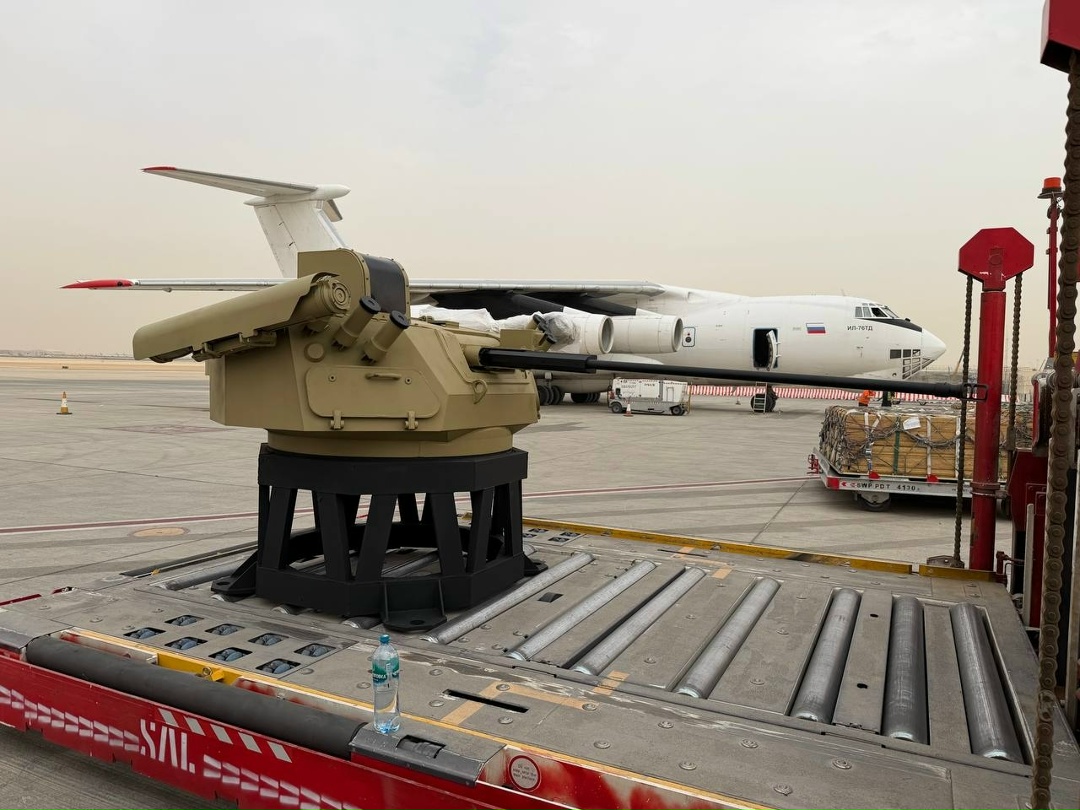 От «Сармы» до БТР-22: главные российские премьеры в Эр-Рияде