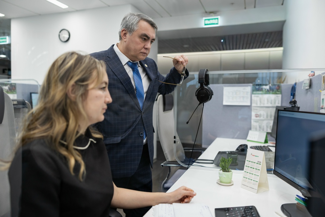 Новую неделю начинаем с начальником службы геологии и опытно-промышленных работ по трудноизвлекаемым запасам управления геологии нефтяных и газовых…