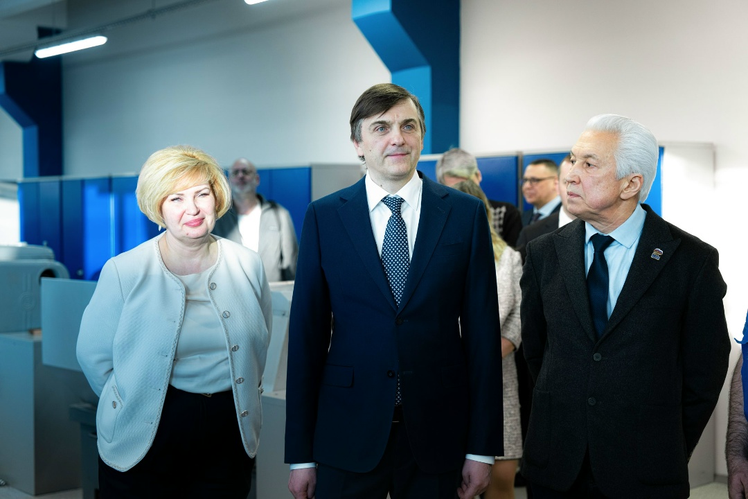 Сергей Кравцов посетил кластер «Профессионалитета» в Тверском политехническом колледже.