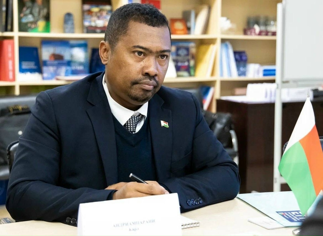 Павел Сорокин обсудил развитие сотрудничества в сфере ТЭК с Министром горнодобывающей промышленности Республики Мадагаскар