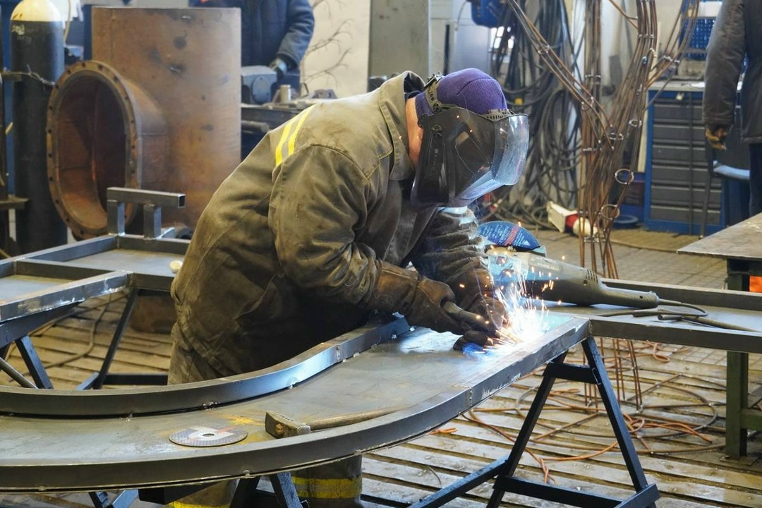 В Приморском карьере установлен памятный знак к юбилею Калининградской области