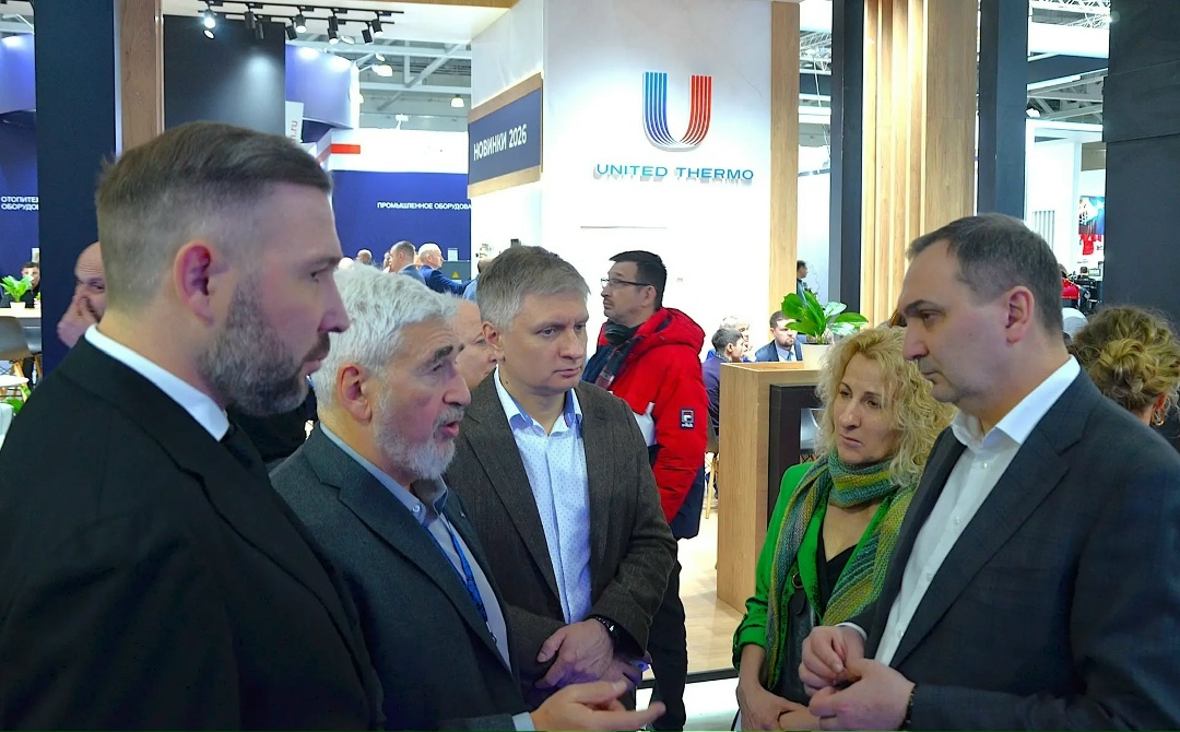 Представители Минстроя России на международной выставке Aquaflame