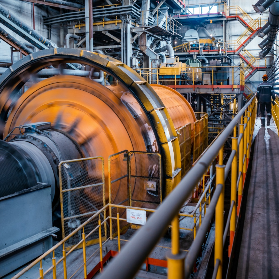 Эстетика инженерной мысли в каждом кадре.