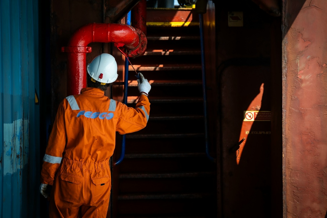 Работа на судне – это почти как удалёнка. Ты одновременно и на рабочем месте, и дома.